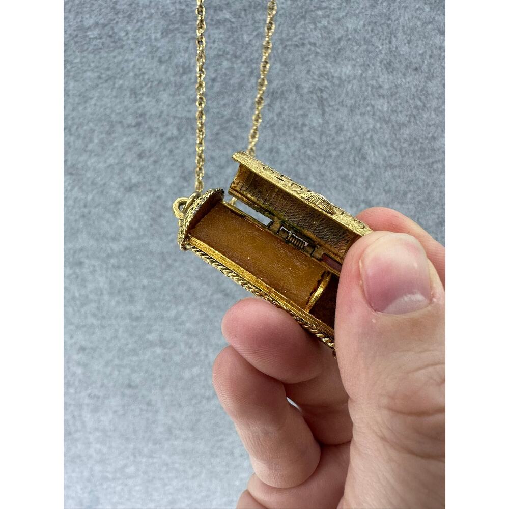 Vintage Max Factor Whistle Heart Design Necklace Solid Perfume Pendant Collector - Picture 5 of 7
